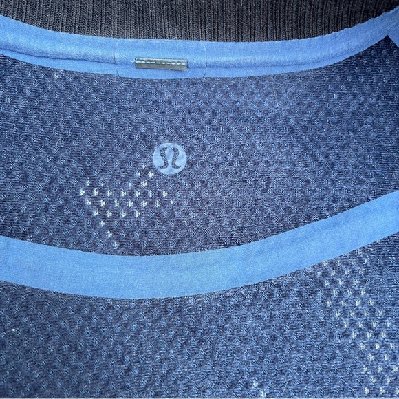 Lululemon LAB Textured Fleece Bomber Sz Lrg Navy/Olive Green Jacket- $298‎ - Picture 13 of 16